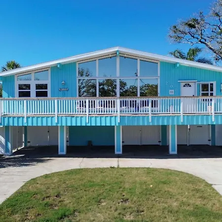 Villa Bates Avenue House